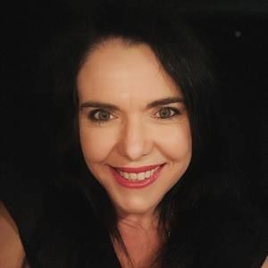 Meet your Posher, Tina